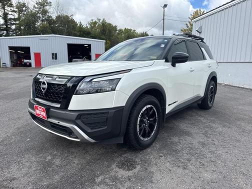 2024 Nissan Pathfinder Rock Creek 4WD