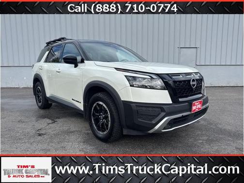 2024 Nissan Pathfinder Rock Creek 4WD