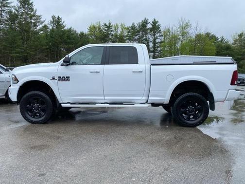 2018 RAM 2500 Laramie Crew Cab 4x4 6'4' Box