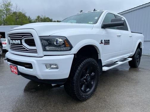 2018 RAM 2500 Laramie Crew Cab 4x4 6'4' Box
