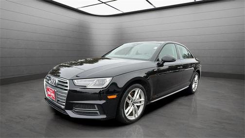 2017 Audi A4 Season of Audi Premium