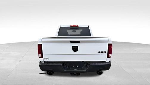 2019 RAM 1500 Classic Warlock Crew Cab 4x4 5'7' Box