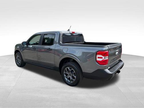 Carbonized Gray Metallic 2023 Ford Maverick XLT