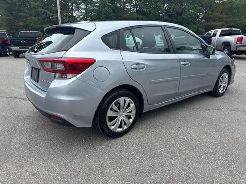 2022 Subaru Impreza Base