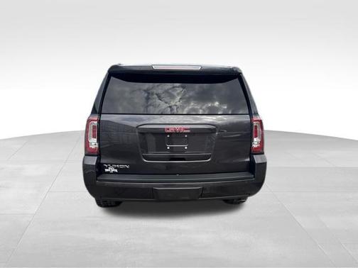 Iridium Metallic 2017 GMC Yukon SLT