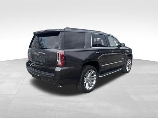Iridium Metallic 2017 GMC Yukon SLT