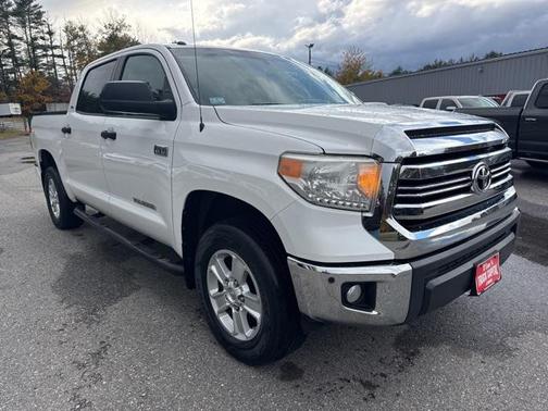 2017 Toyota Tundra SR5