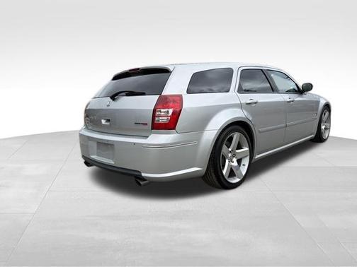2006 Dodge Magnum SRT8