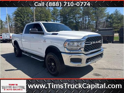 2022 RAM 2500 Big Horn Crew Cab 4x4 6'4' Box
