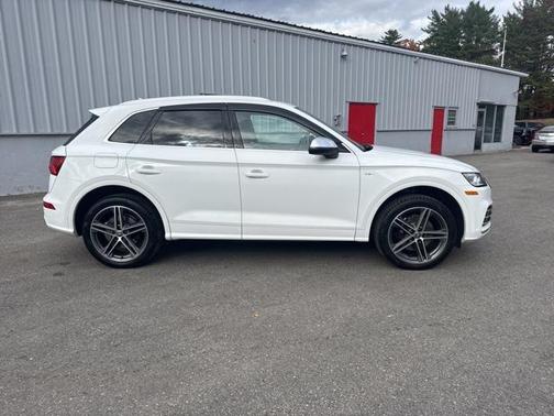 2018 Audi SQ5 3.0T Premium Plus