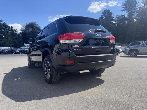 2019 Jeep Grand Cherokee Laredo