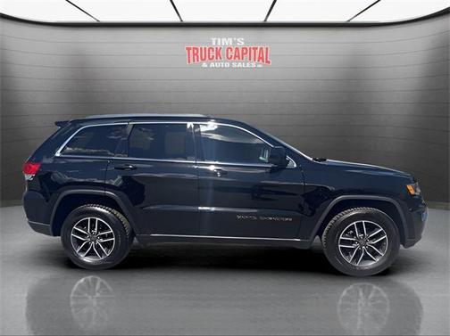 2019 Jeep Grand Cherokee Laredo