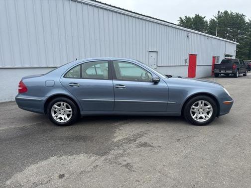 2005 Mercedes-Benz E-Class 4MATIC