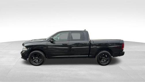 2017 RAM 1500 Night Crew Cab 4x4 5'7' Box
