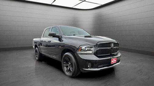 2017 RAM 1500 Night Crew Cab 4x4 5'7' Box