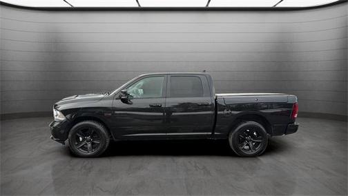2017 RAM 1500 Night Crew Cab 4x4 5'7' Box