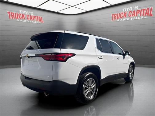 2022 Chevrolet Traverse LT Cloth