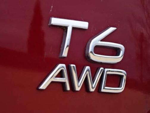 2016 Volvo XC60 T6 Drive-E