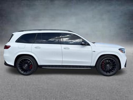 Polar White 2026 Mercedes-Benz AMG GLS 63