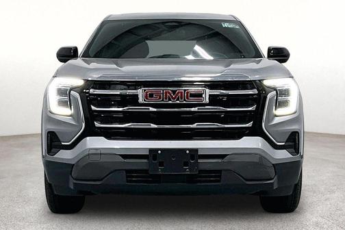 Sterling Metallic 2025 GMC Terrain FWD Elevation