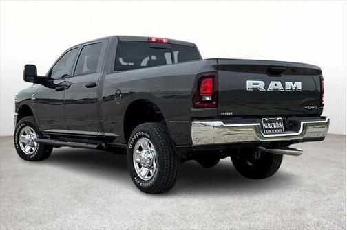 2025 RAM 2500 Tradesman Crew Cab 4x4 6'4' Box