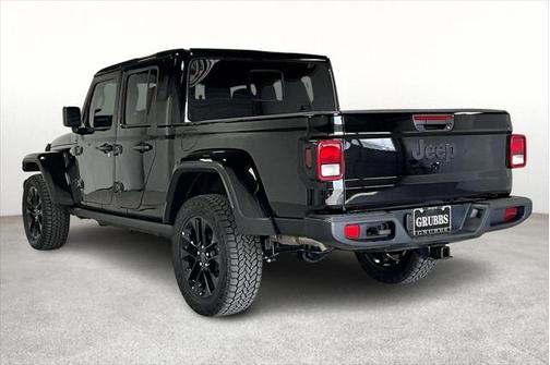 2025 Jeep Gladiator Nighthawk