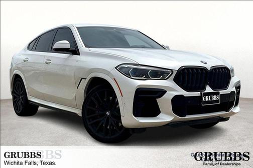 2022 BMW X6 M50i
