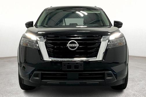 2024 Nissan Pathfinder SV FWD