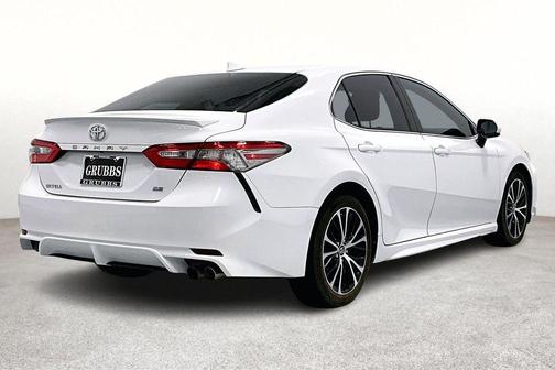 2019 Toyota Camry SE