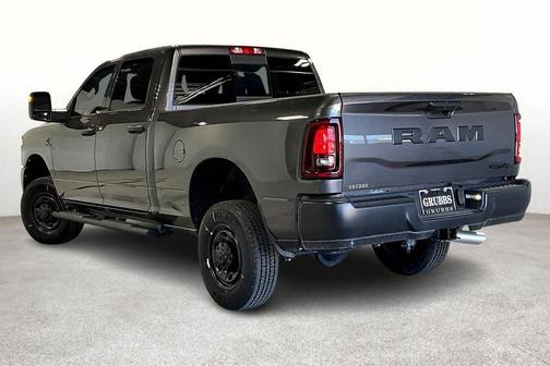 2025 RAM 2500 Tradesman Crew Cab 4x4 6'4' Box