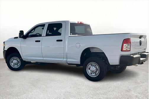 2024 RAM 2500 Tradesman Crew Cab 4x4 6'4' Box
