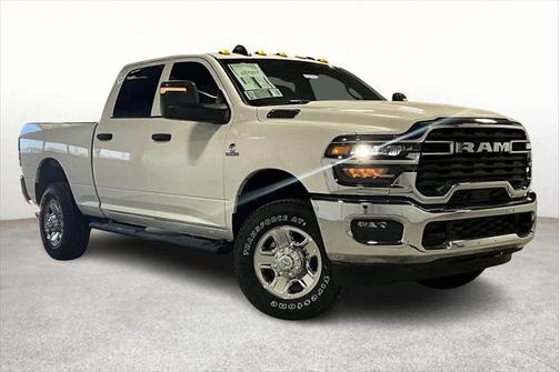 2025 RAM 2500 Tradesman Crew Cab 4x4 6'4' Box