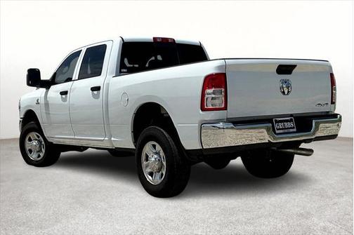 2024 RAM 2500 Tradesman Crew Cab 4x4 6'4' Box