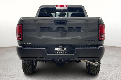 2026 RAM 2500 Tradesman Crew Cab 4x4 6'4' Box