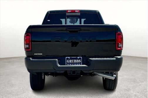 2025 RAM 2500 Tradesman Crew Cab 4x4 6'4' Box
