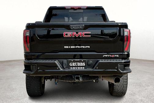 2025 GMC Sierra 2500 AT4X
