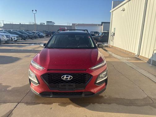 2021 Hyundai KONA SEL