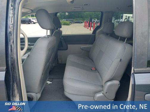 2008 Chrysler Town & Country LX