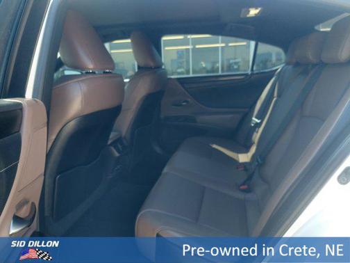 2022 Lexus ES 350 Base