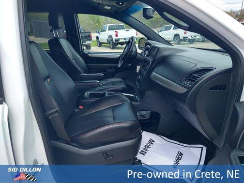2017 Dodge Grand Caravan GT