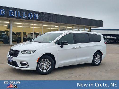 2026 Chrysler Pacifica L
