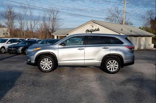 2014 Toyota Highlander LE