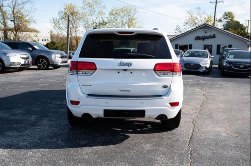 2020 Jeep Grand Cherokee Overland