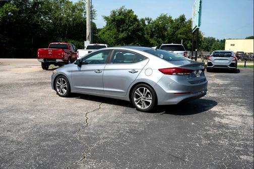 2017 Hyundai ELANTRA Limited