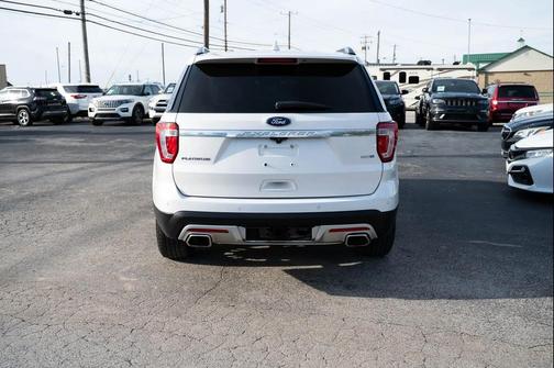 2016 Ford Explorer Platinum
