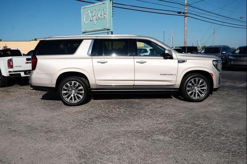 2021 GMC Yukon XL Denali