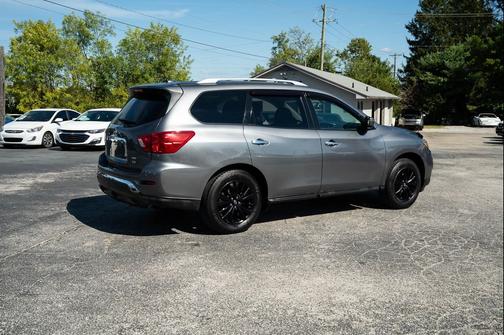 2018 Nissan Pathfinder Platinum