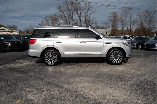 2019 Lincoln Navigator Reserve