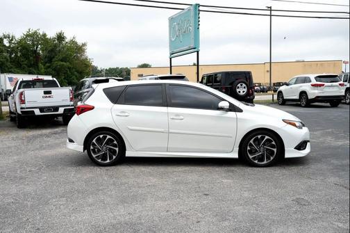 2017 Toyota Corolla iM Base