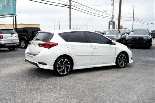 2017 Toyota Corolla iM Base